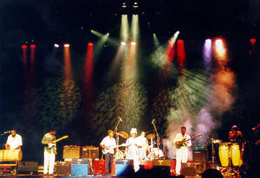 Grosse B�hne im Hotel Cote d`Ivoire